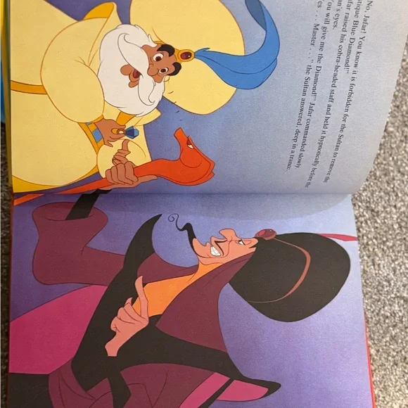 Vintage Disney Book Bundle – Classic Storybook Lot - Picture 4 of 6